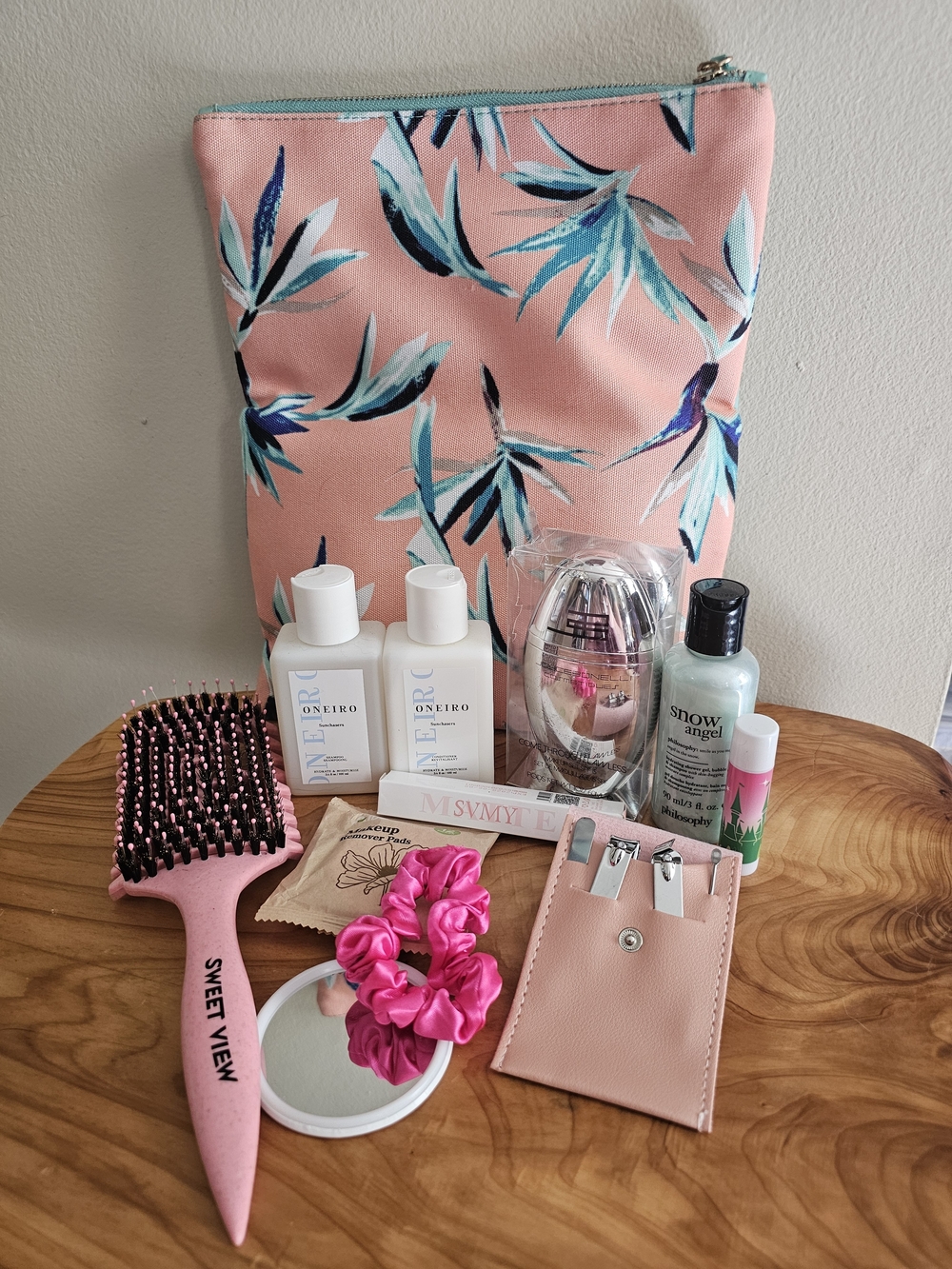 Pink Floral Cosmetic Bag with Bath & Body Essentials - Picture 2 of 6